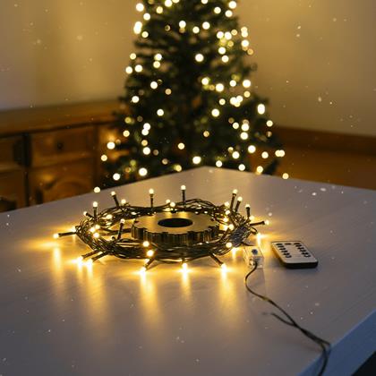 Imaginea din Iluminat LED de Crăciun cu telecomandă – fără încurcături, cu distribuție uniformă a luminițelor