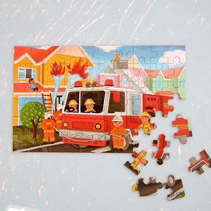 Imaginea din Puzzle pentru copii într-o cutie de tablă  -  pompieri