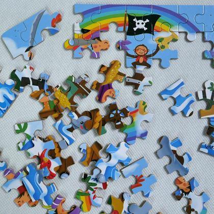 Imaginea din Puzzle pentru copii într-o cutie de tablă  -  pirați