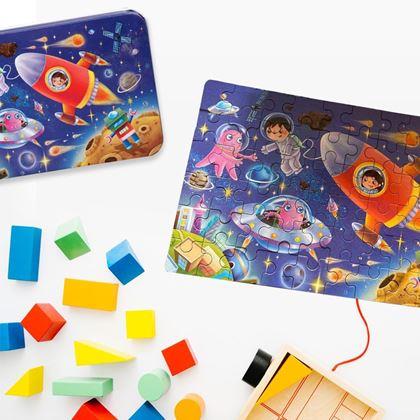 Imaginea din Puzzle pentru copii într-o cutie de tablă  -  spațiul cosmic
