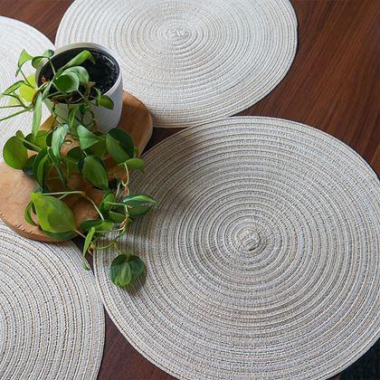 Imaginea din Setarea mesei rotunde  -  bej