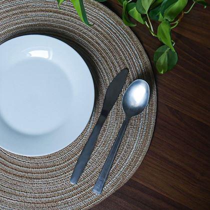 Imaginea din Setarea mesei rotunde  -  maro deschis