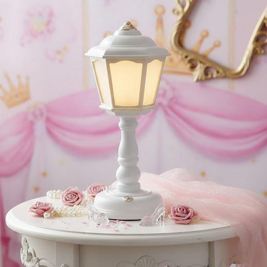 Imaginea din Lămpiță pentru prințese