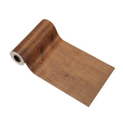 Imaginea din Folie autocolantă pentru pardoseală 200x60 cm - lemn închis la culoare