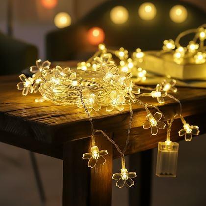 Imaginea din Ghirlandă cu lumină LED - floare de cireș