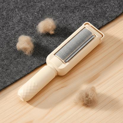 Imaginea Role de curățare lavabilă pentru păr cu recipient.