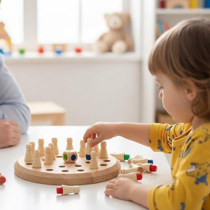 Imaginea Joc de memorie pentru copii - șah de lemn