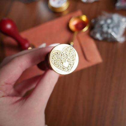 Imaginea din Set cadou pentru realizarea sigiliilor -  inimioară