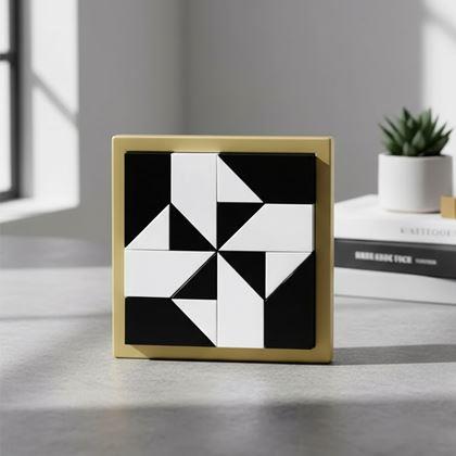 Imaginea din Tangram alb-negru