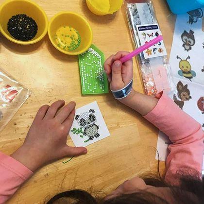 Imaginea din Pictură cu diamante pentru copii autocolante  -  mix animale