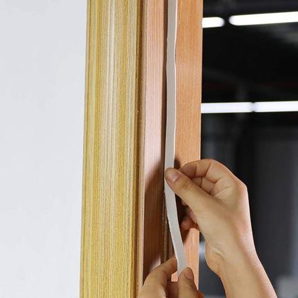 Imaginea din Etanșare autoadezivă pentru ferestre și uși  -  albă