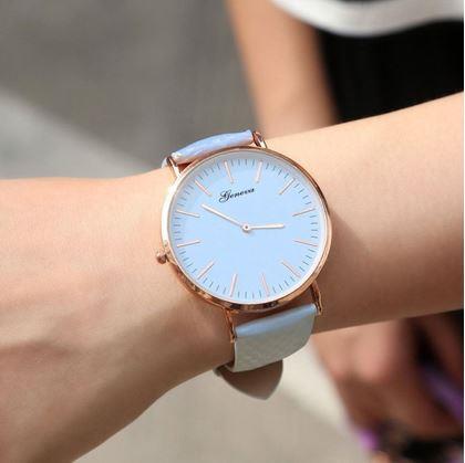 Imaginea din Ceas care își schimbă coloarea  -  albastru