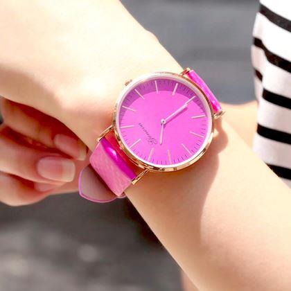 Imaginea din Ceas care își schimbă coloarea  -  roz