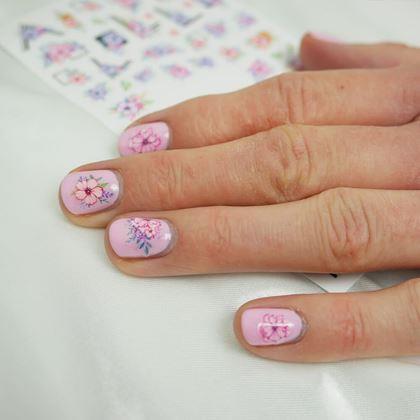 Imaginea din Set de autocolante pentru unghii - 71 bucăți flori