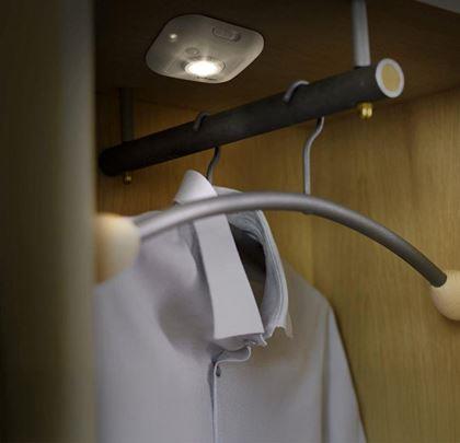 Imaginea din Lumină de noapte LED pe baterii cu senzor de mișcare