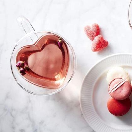 Imaginea din Cană din sticlă cu perete dublu - inimioară