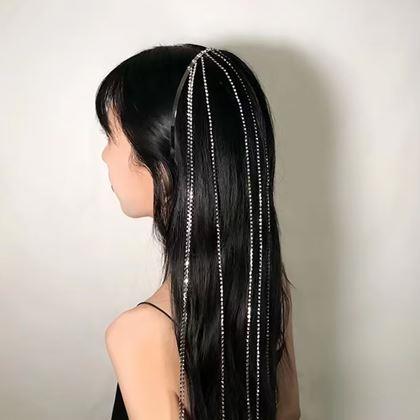 Imaginea din Bentiță decorativă cu lanțuri cu strasuri