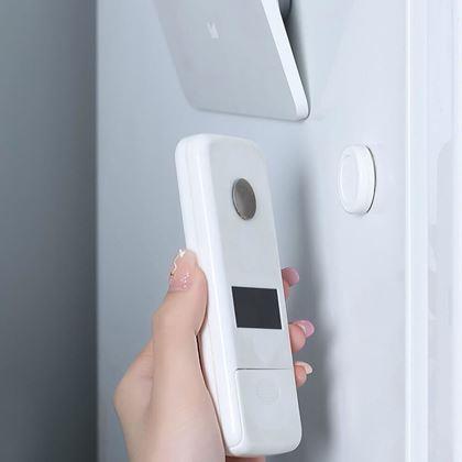 Imaginea din Suport magnetic adeziv