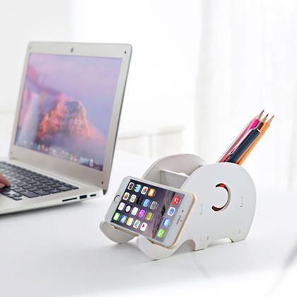 Imaginea din Suport de birou pentru pixuri/telefon - elefant