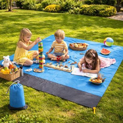 Imaginea din Saltea de plajă cu țăruși, rezistentă la apă și nisip, 2x2 m, albastră