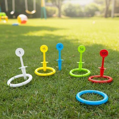 Imaginea din Joc de aruncat inele cu țăruși de fixat în pământ