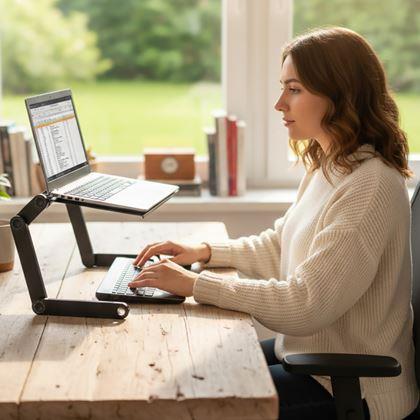 Imaginea din Măsuță portabilă reglabilă pentru laptop cu fante de ventilație