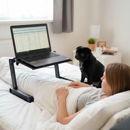Imaginea din Măsuță portabilă reglabilă pentru laptop cu fante de ventilație