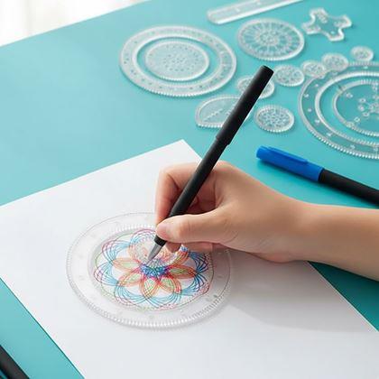 Imaginea din Set de șabloane de desen - spirograf