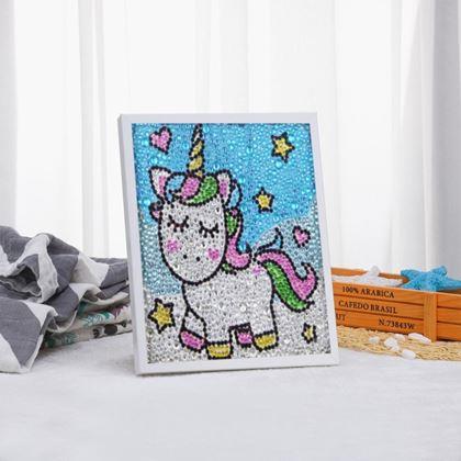 Imaginea din Pictură cu diamante pentru copii  -  unicorn mic