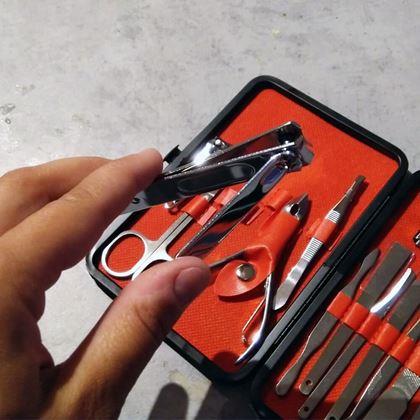 Imaginea din Set de manichiură, pedichiură și îngrijire a pielii, 18 bucăți
