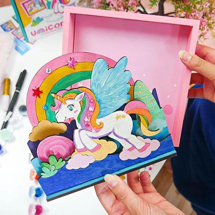 Imaginea din Kit pentru realizarea unei imagini 3D  -  unicorn