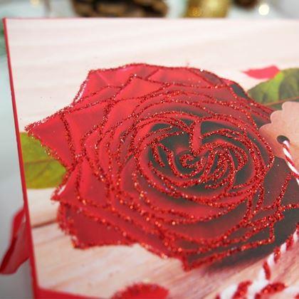 Imaginea din Cutie de cadou 15 cm  - trandafir de Valentine’s Day