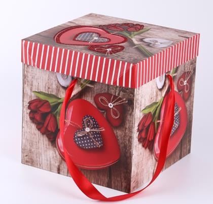 Imaginea din Cutie de cadou 15 cm  - inimă cu trandafir