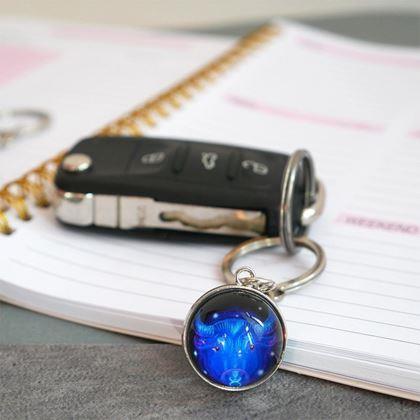 Imaginea din Breloc - Semn zodiacal - Taur