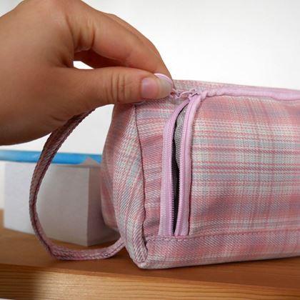 Imaginea din Penar/Geantă cu două compartimente - roz