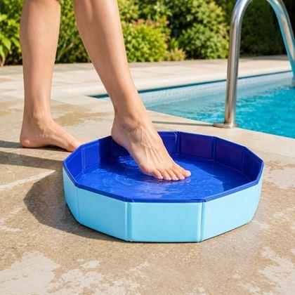 Imaginea din Piscină pliabilă pentru clătirea picioarelor lângă piscină