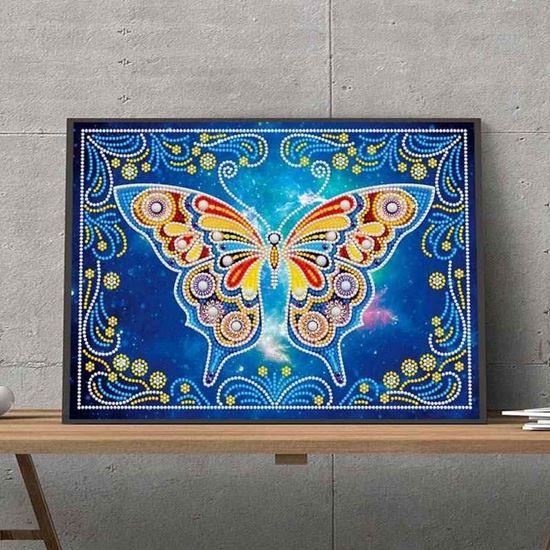 Imaginea din Pictură cu diamante fosforescentă  -  fluture