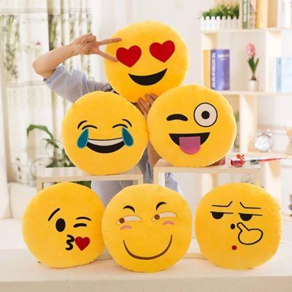 Imaginea din Emoji pernă  -  îndrăgostit