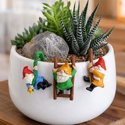 Imaginea din Set de 3 figurine decorative mici pentru ghiveci