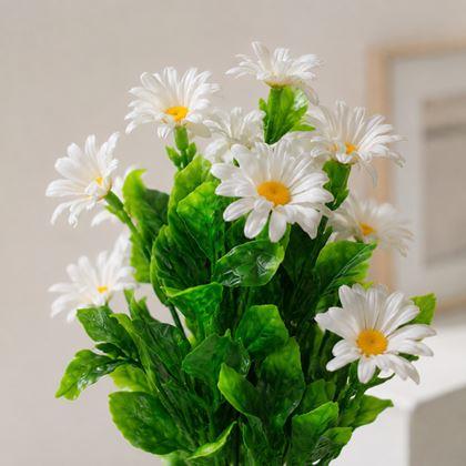 Imaginea din Buchetă de margarete artificiale albe