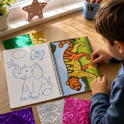 Imaginea din Caiet creativ cu desene de colorat sclipitoare - animăluțe
