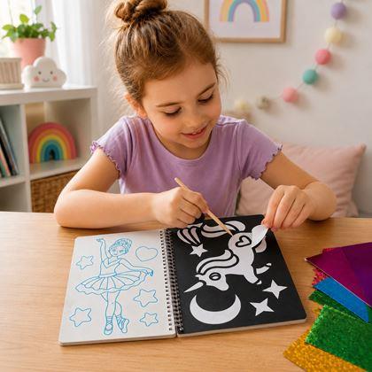 Imaginea din Caiet creativ cu desene de colorat sclipitoare - prințesă